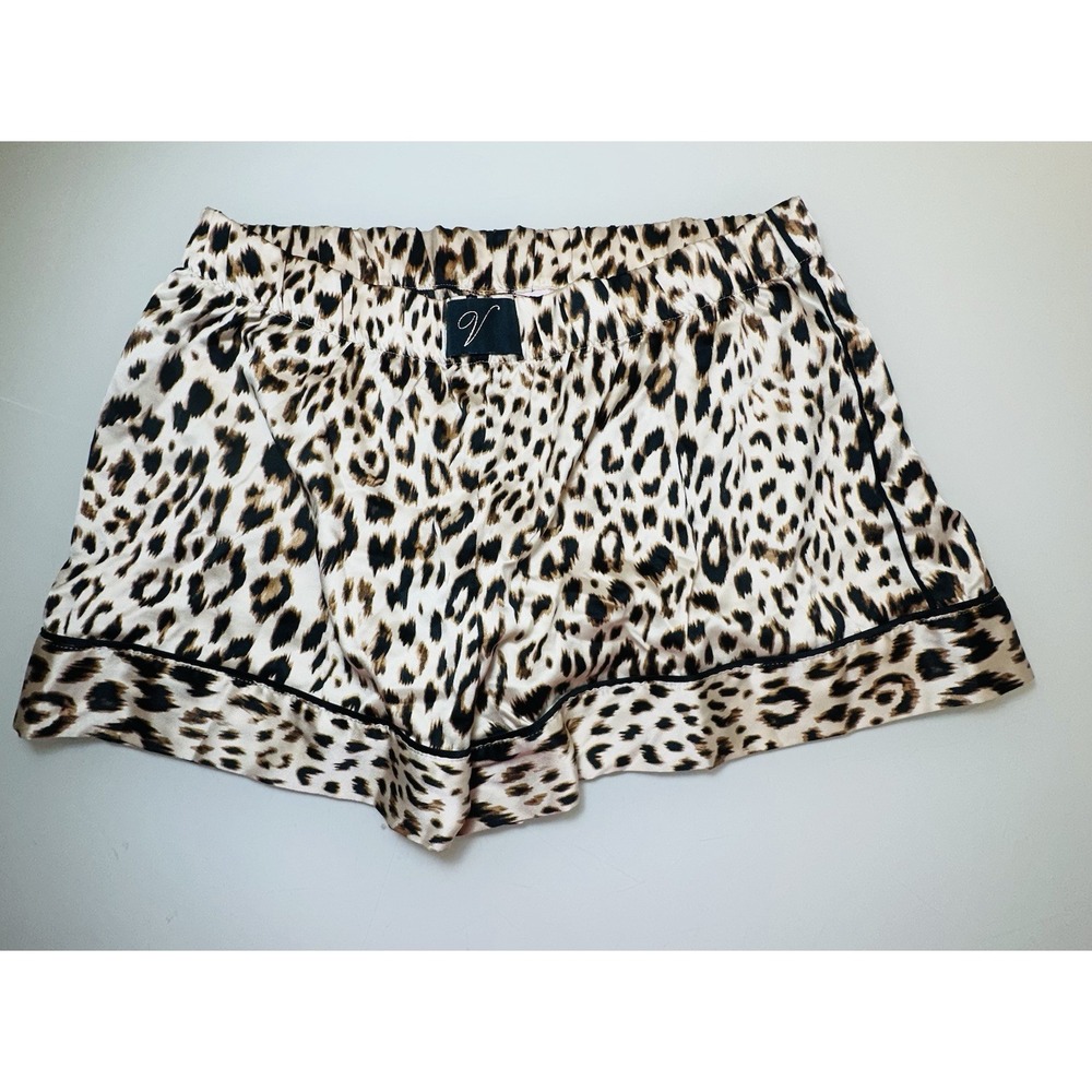 Victoria's Secret Leopard Silk Pajama Sleepwear Shorts Size M